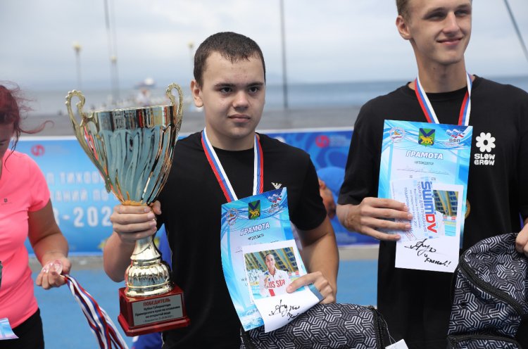 Спортсмены КСШОР завоевали Кубок Губернатора по плаванию на открытой воде