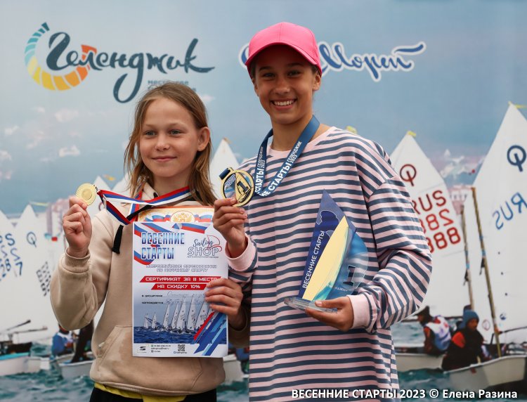 Яхтсменки КСШОР – с медалями «Весенних стартов»