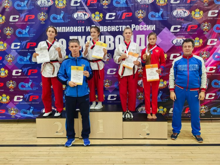 Приморцы завоевали награды чемпионата и первенства России по тхэквондо