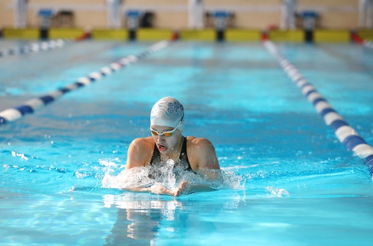Семь дальневосточных рекордов побиты на чемпионате округа по плаванию во Владивостоке