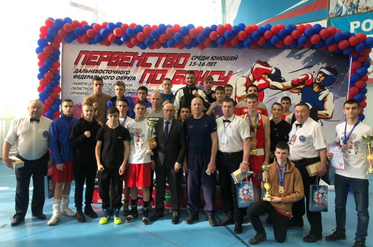 Боксеры КСШОР завоевали десять медалей на первенстве Дальнего Востока