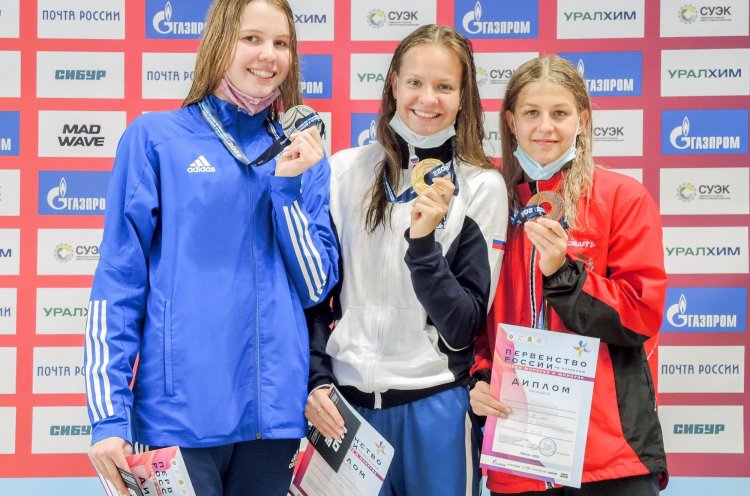 Виктория Машкина завоевала три медали первенства России по плаванию