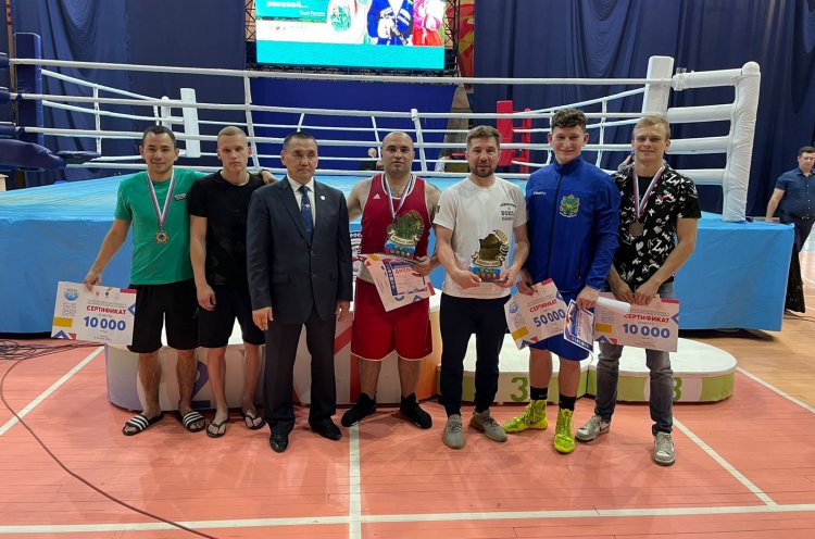 Боксеры КСШОР завоевали три медали на чемпионате Дальнего Востока