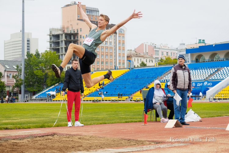 Приморские легкоатлеты вступают в борьбу за медали первенств России