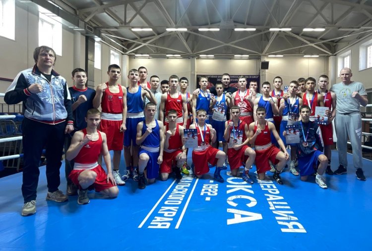 Боксеры КСШОР выиграли пять медалей на первенстве ДФО