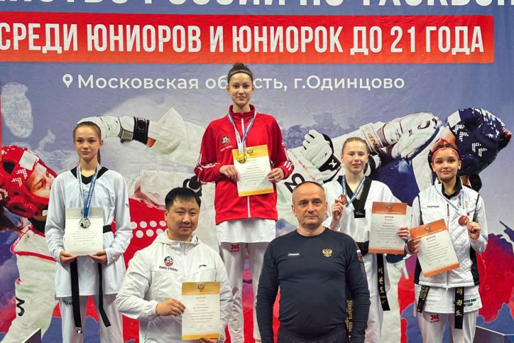 Софья Ефиценко – победительница первенства России по тхэквондо