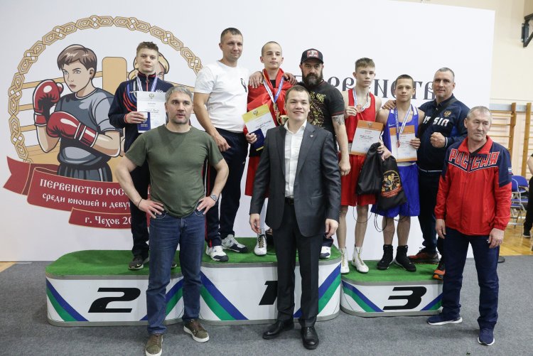 Богдан Холодков – бронзовый призер первенства России по боксу