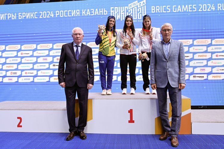 Виктория Машкина – призерка международных Игр БРИКС по плаванию